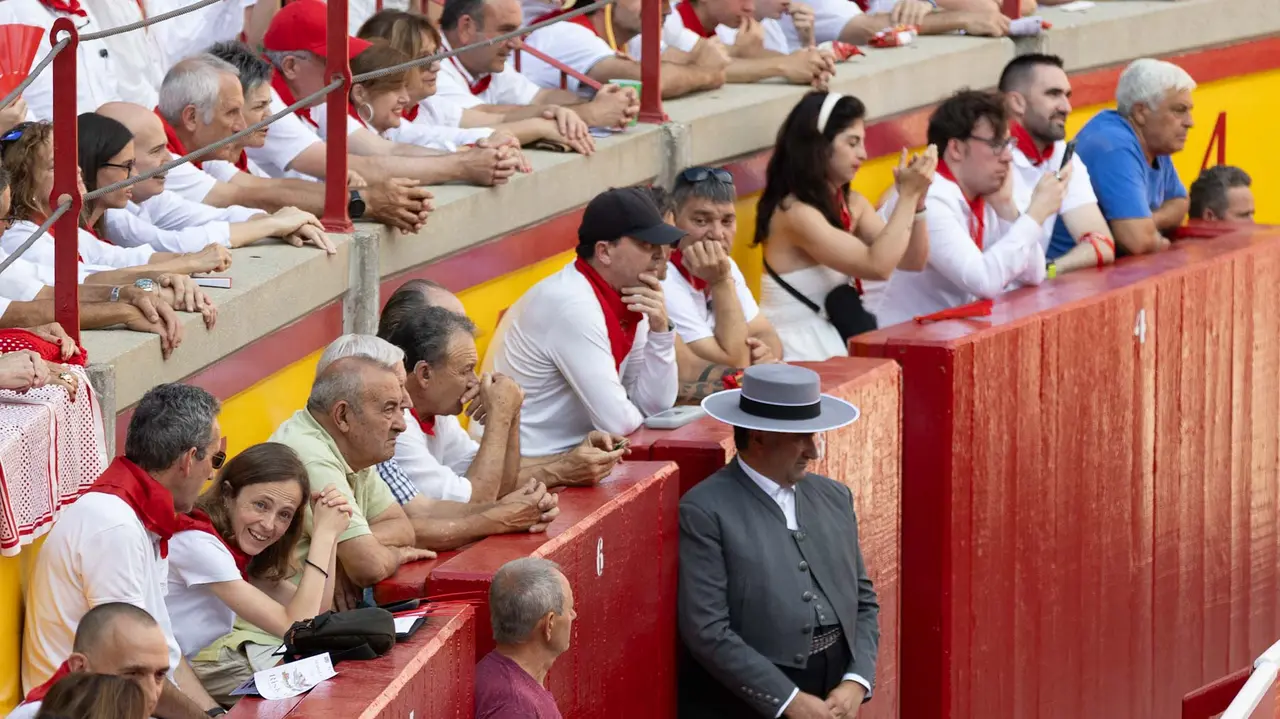Ambiente en la Corrida de Rejones en la Feria del Toro de San Fermín 2025. Maite H. Mateo.-25