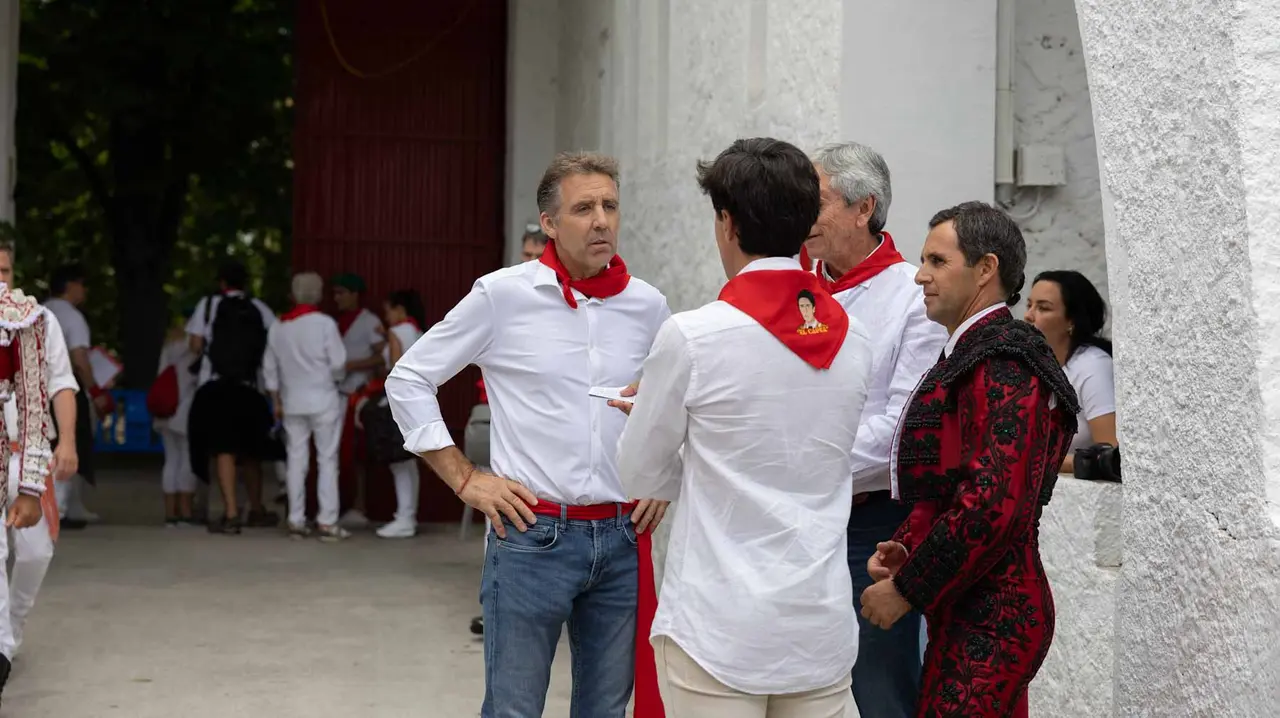 Corrida de Rejones en la Feria del Toro de San Fermín 2025. Maite H. Mateo.-04