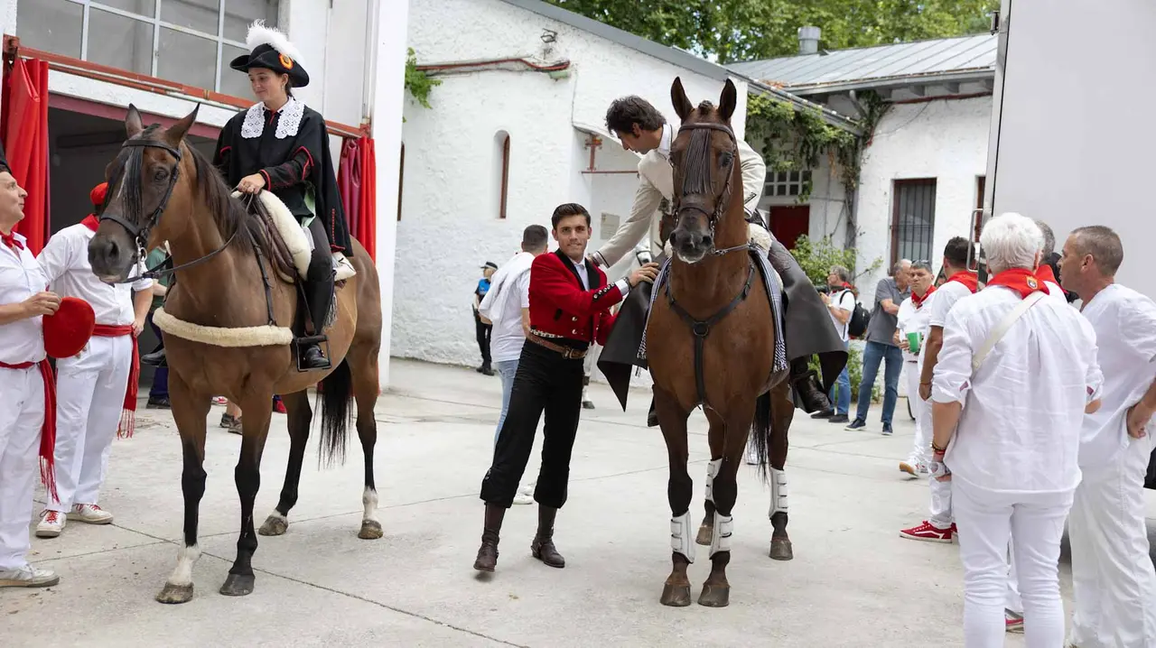 Corrida de Rejones en la Feria del Toro de San Fermín 2025. Maite H. Mateo.-05
