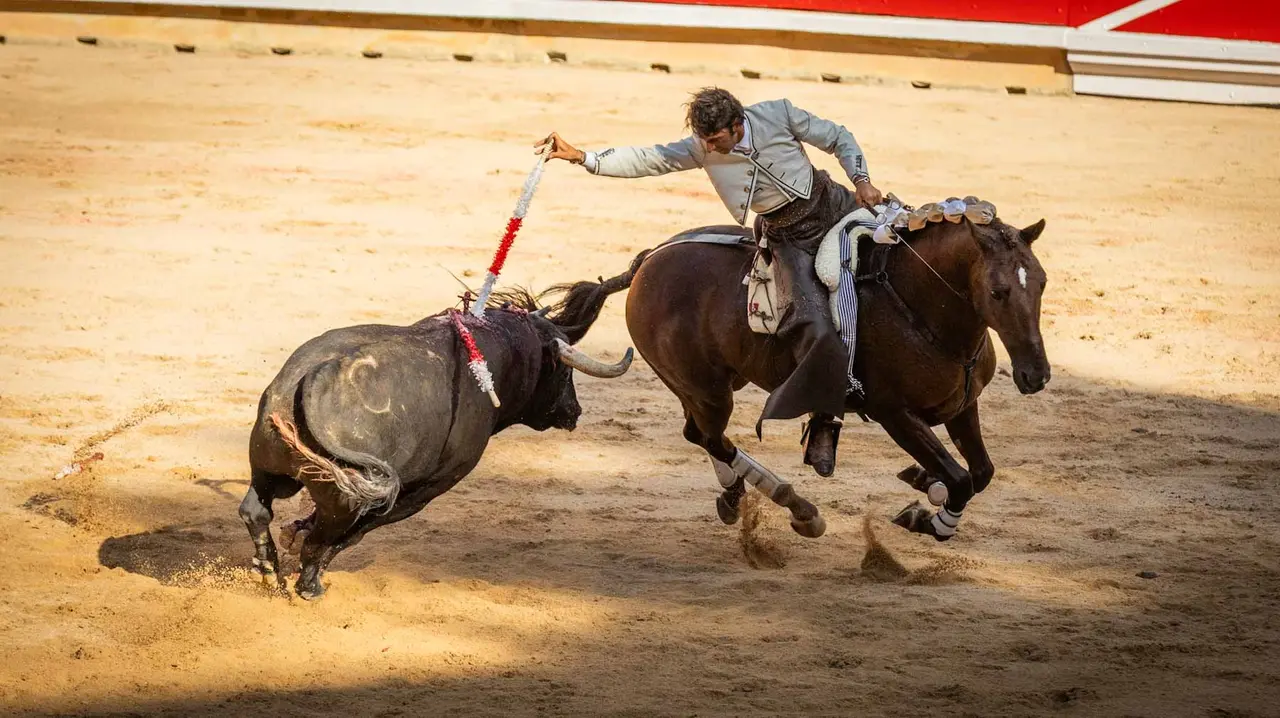 Corrida de Rejones en la Feria del Toro de San Fermín 2025. Maite H. Mateo.-14