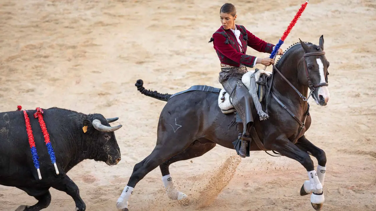 Corrida de Rejones en la Feria del Toro de San Fermín 2025. Maite H. Mateo.-22
