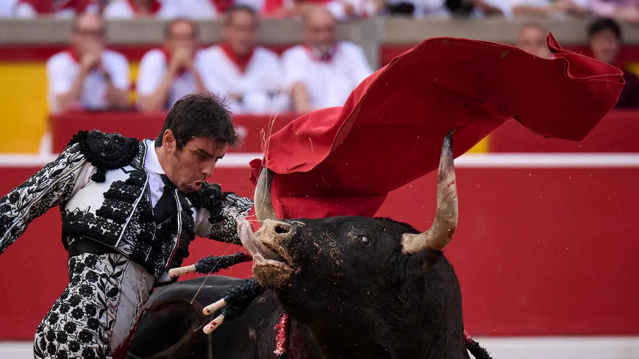 Primera corrida de toros de San Fermín 2025 con toros de Fuente Ymbro para Miguel Ángel Perera, Talavante y Daniel Luque. PABLO LASAOSA