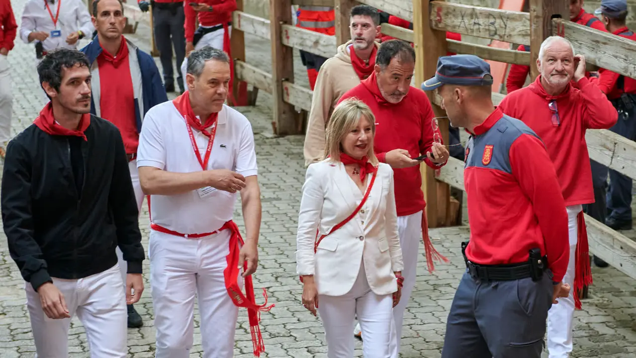 Ambiente en el segundo encierro de San Fermín 2025 con toros de Cebada Gago. IRANZU LARRASOAÑA