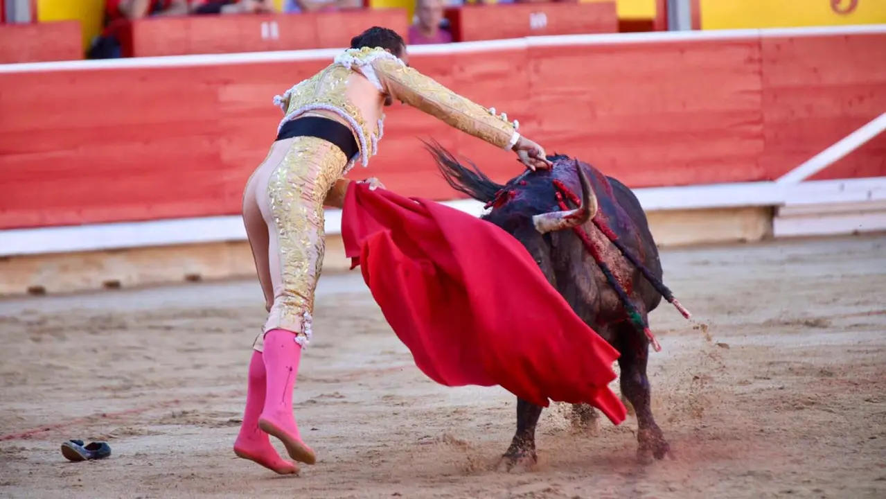 Tercera de abono de la Feria de Toro de los Sanfermines 2025 con toros de la ganadería gaditana de Cebada Gago. IÑIGO ALZUGARAY