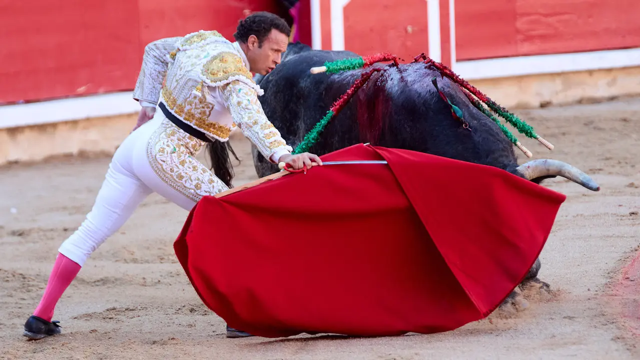 Segunda corrida de la Feria del Toro de San Fermín 2025 con toros de Cebada Gago para Antonio Ferrera, Pepe Moral y Román. IÑIGO ALZUGARAY