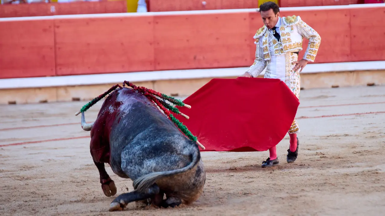 Segunda corrida de la Feria del Toro de San Fermín 2025 con toros de Cebada Gago para Antonio Ferrera, Pepe Moral y Román. IÑIGO ALZUGARAY