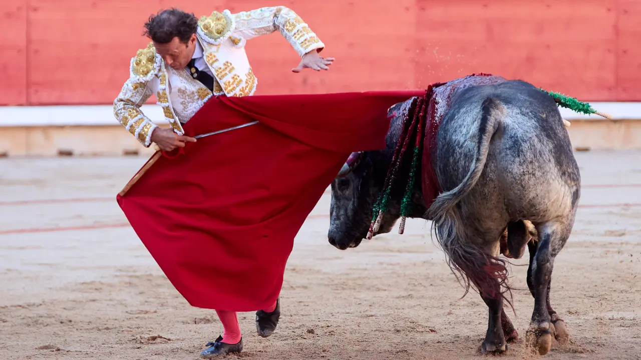 Segunda corrida de la Feria del Toro de San Fermín 2025 con toros de Cebada Gago para Antonio Ferrera, Pepe Moral y Román. IÑIGO ALZUGARAY