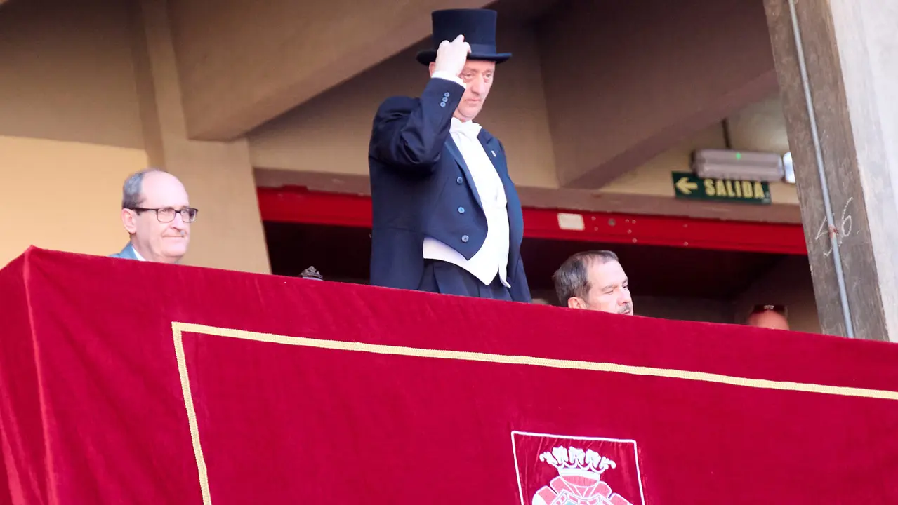 Segunda corrida de la Feria del Toro de San Fermín 2025 con toros de Cebada Gago para Antonio Ferrera, Pepe Moral y Román. IÑIGO ALZUGARAY