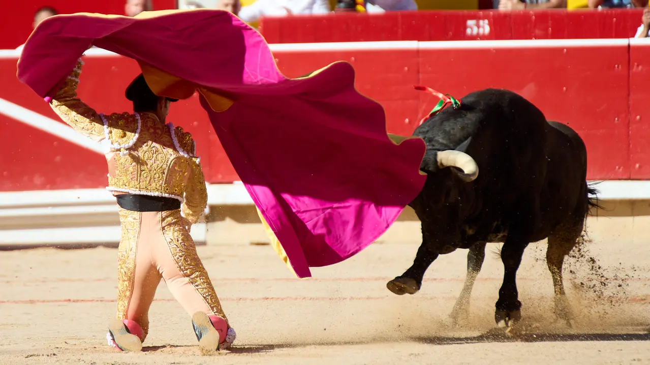 Segunda corrida de la Feria del Toro de San Fermín 2025 con toros de Cebada Gago para Antonio Ferrera, Pepe Moral y Román. IÑIGO ALZUGARAY