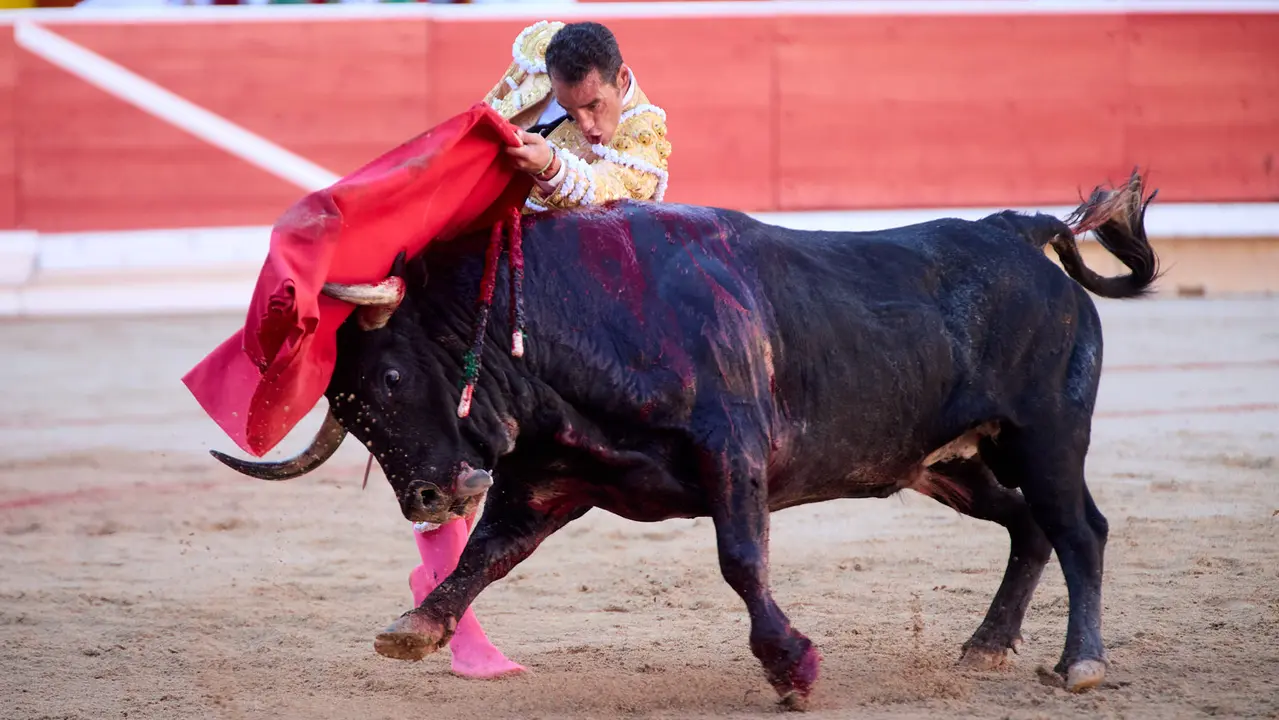 Segunda corrida de la Feria del Toro de San Fermín 2025 con toros de Cebada Gago para Antonio Ferrera, Pepe Moral y Román. IÑIGO ALZUGARAY