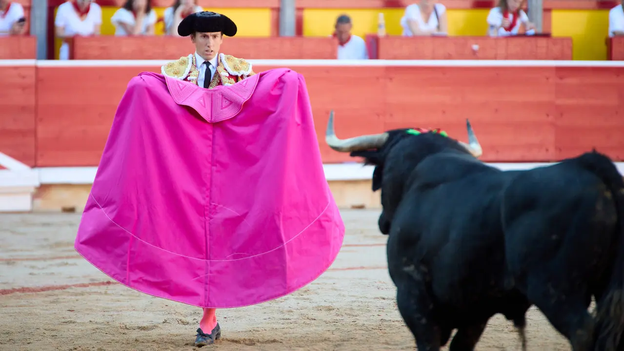 Segunda corrida de la Feria del Toro de San Fermín 2025 con toros de Cebada Gago para Antonio Ferrera, Pepe Moral y Román. IÑIGO ALZUGARAY