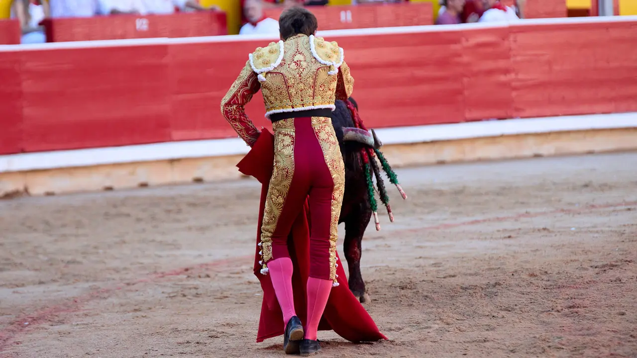 Segunda corrida de la Feria del Toro de San Fermín 2025 con toros de Cebada Gago para Antonio Ferrera, Pepe Moral y Román. IÑIGO ALZUGARAY