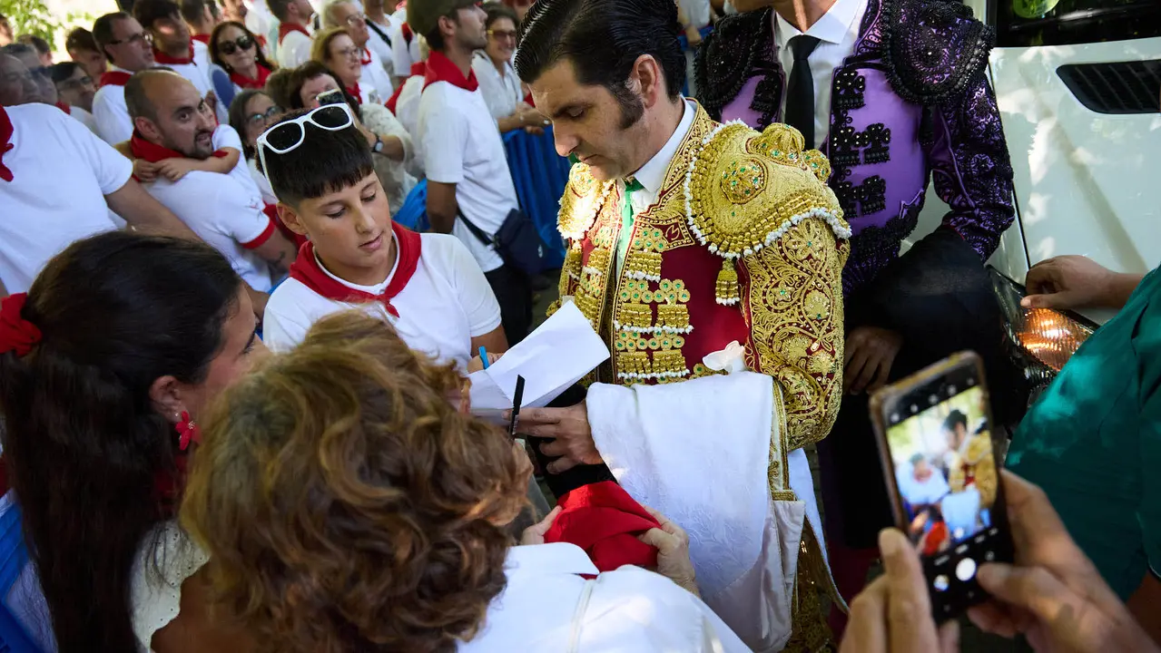 Tercera corrida de la Feria del Toro de San Fermín 2025 con toros de Álvaro Núñez para Morante de la Puebla, Roca Rey y Tomás Rufo. IÑIGO ALZUGARAY