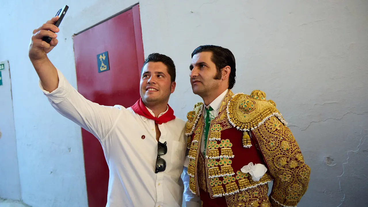 Tercera corrida de la Feria del Toro de San Fermín 2025 con toros de Álvaro Núñez para Morante de la Puebla, Roca Rey y Tomás Rufo. IÑIGO ALZUGARAY