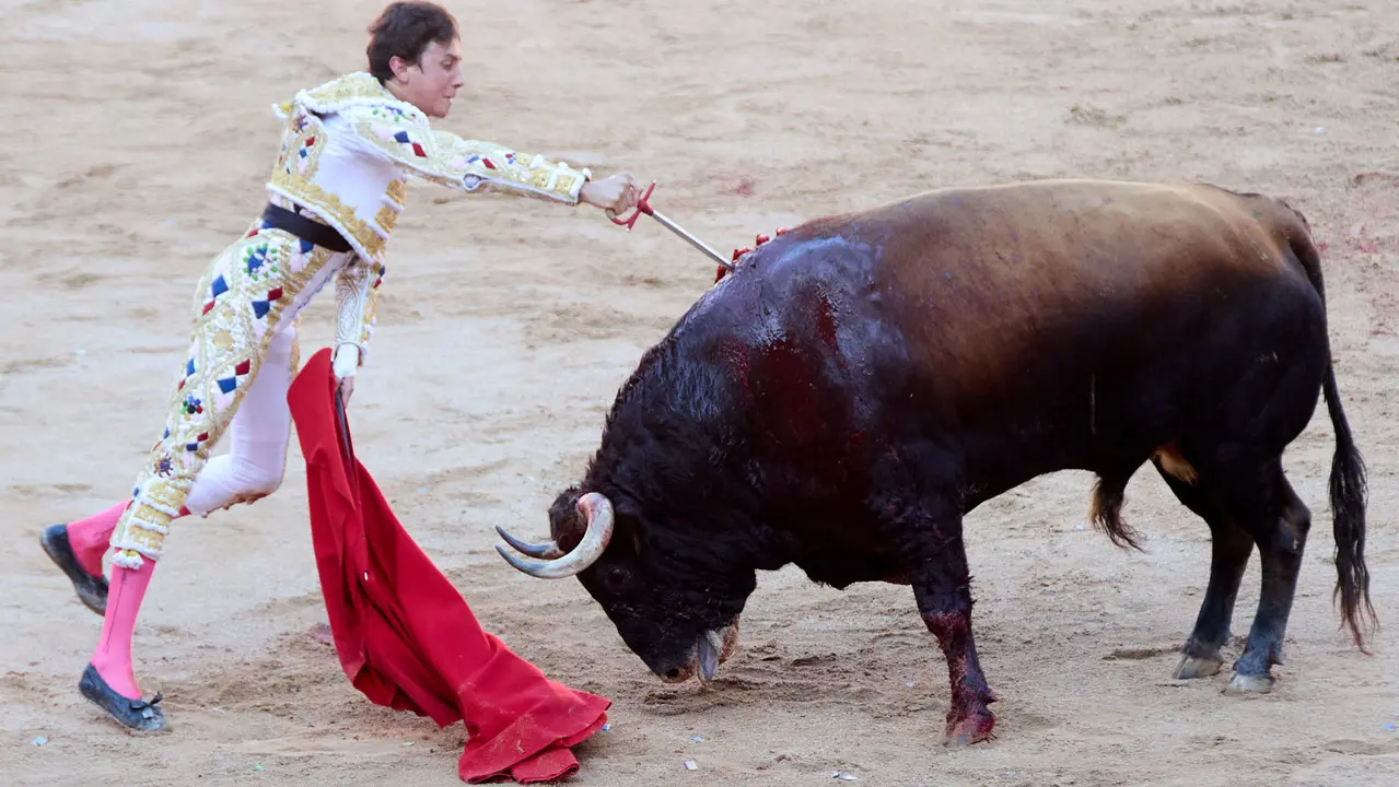 Tercera corrida de la Feria del Toro de San Fermín 2025 con toros de Álvaro Núñez para Morante de la Puebla, Roca Rey y Tomás Rufo. IÑIGO ALZUGARAY