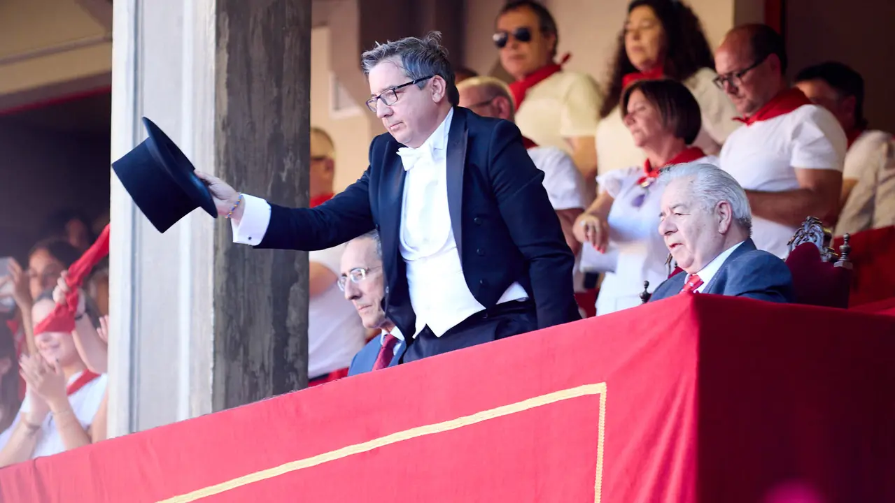 Tercera corrida de la Feria del Toro de San Fermín 2025 con toros de Álvaro Núñez para Morante de la Puebla, Roca Rey y Tomás Rufo. IÑIGO ALZUGARAY
