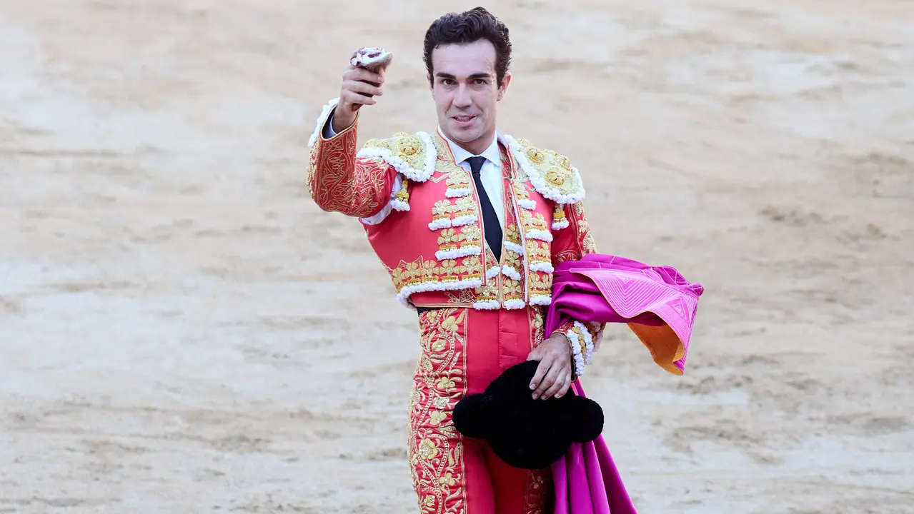 Tercera corrida de la Feria del Toro de San Fermín 2025 con toros de Álvaro Núñez para Morante de la Puebla, Roca Rey y Tomás Rufo. IÑIGO ALZUGARAY