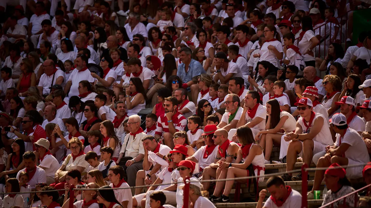 Mañana de Toros en Familia con la exhibición de rejoneo a cargo de Pablo Donat y exhibición de los recortadores Iker Monreal y Sergio Valle durante San Fermín 2025. PABLO LASAOSA