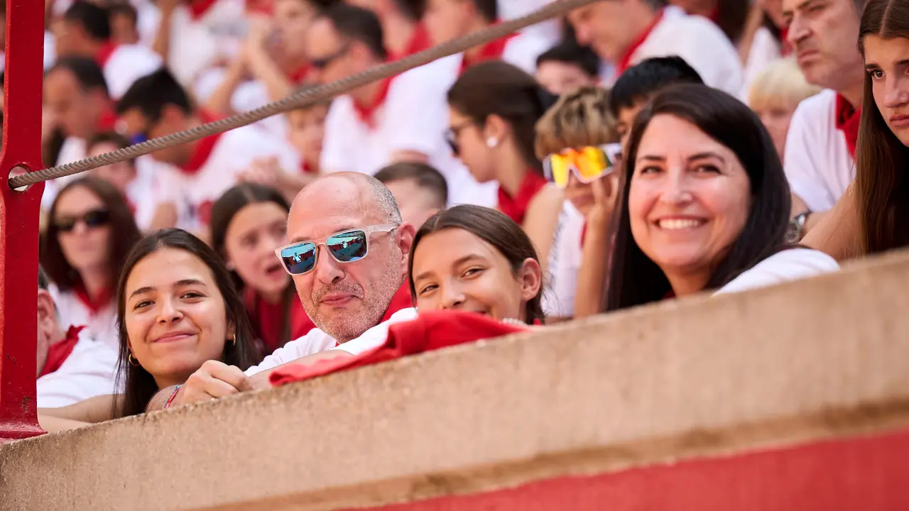 Mañana de Toros en Familia con la exhibición de rejoneo a cargo de Pablo Donat y exhibición de los recortadores Iker Monreal y Sergio Valle durante San Fermín 2025. PABLO LASAOSA