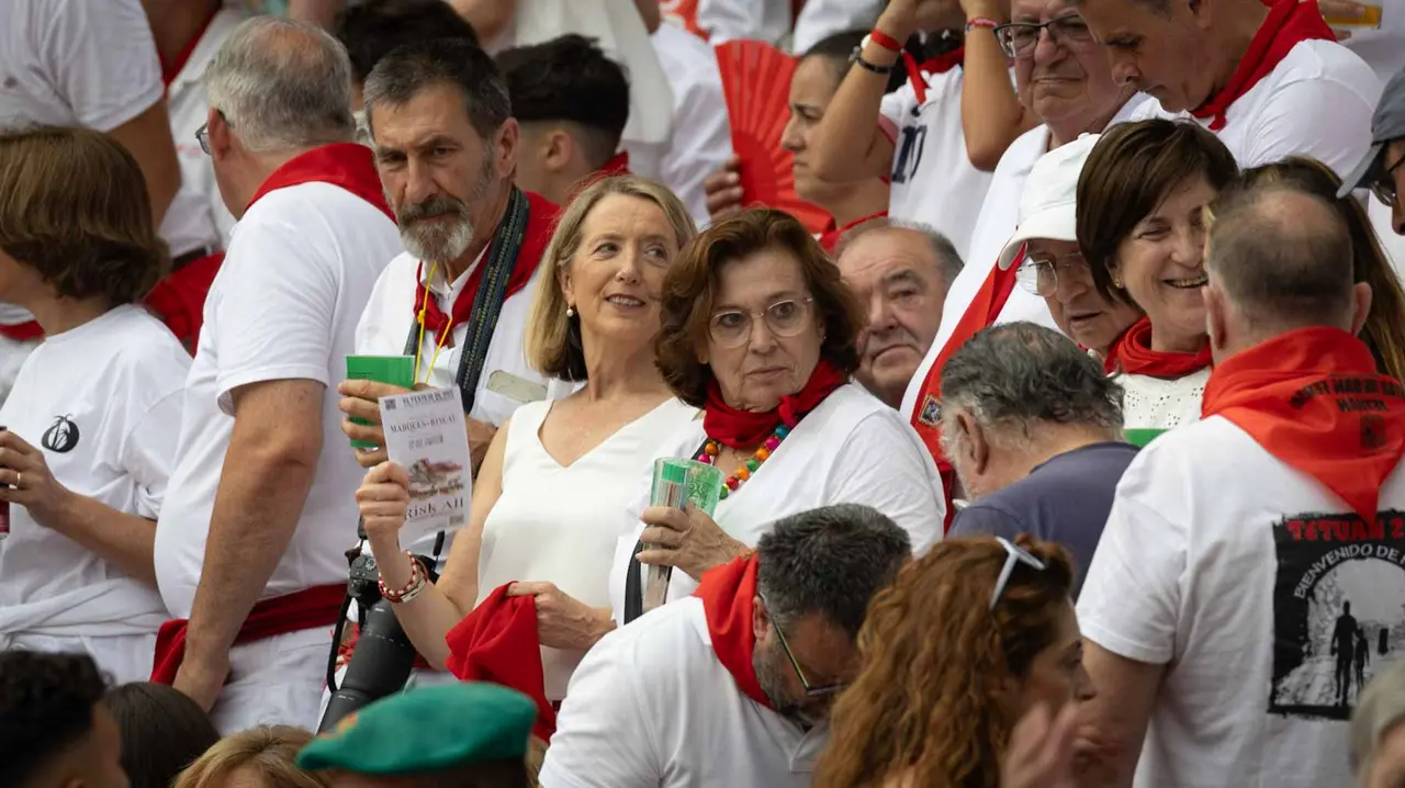 Ambiente en la quinta corrida de la Feria de San Fermín.Maite H. Mateo..-48