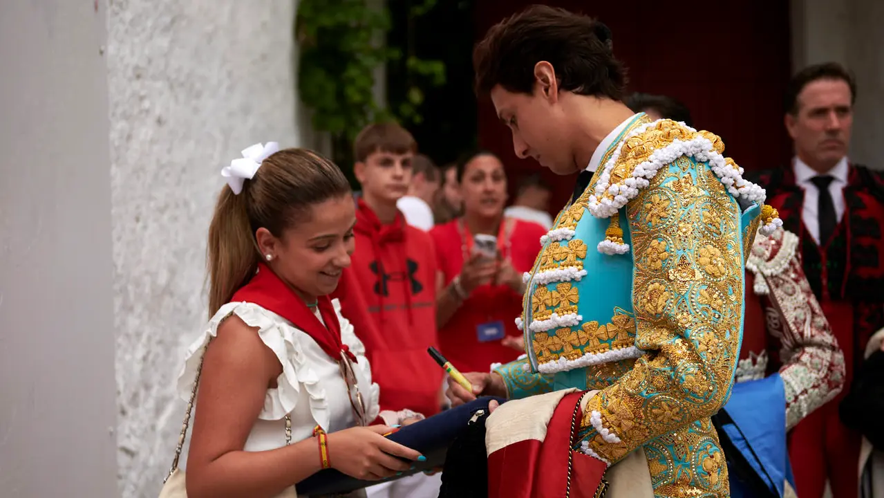 Quinta corrida de toros de la Feria de San Fermín con toros de Jandilla para Juan Ortega, Andrés Roca Rey y Pablo Aguado. IRANZU LARRASOAÑA