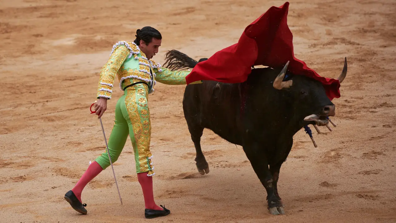 Quinta corrida de toros de la Feria de San Fermín con toros de Jandilla para Juan Ortega, Andrés Roca Rey y Pablo Aguado. IRANZU LARRASOAÑA
