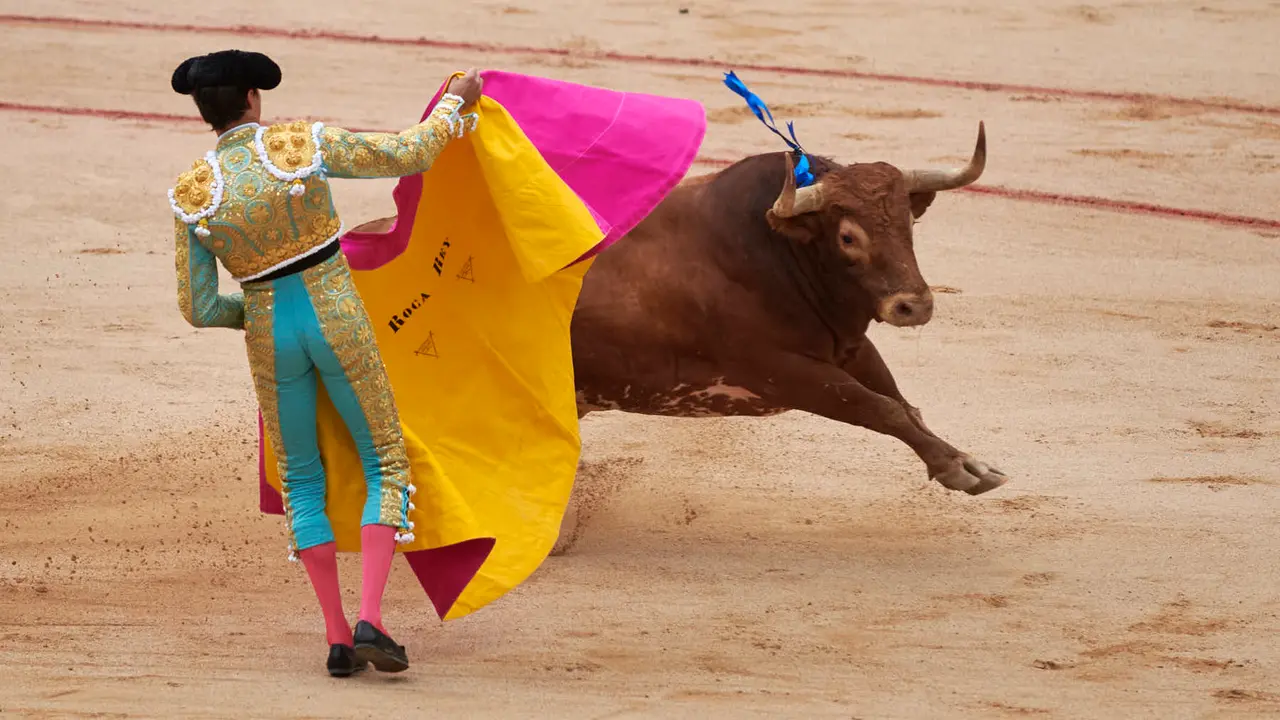 Quinta corrida de toros de la Feria de San Fermín con toros de Jandilla para Juan Ortega, Andrés Roca Rey y Pablo Aguado. IRANZU LARRASOAÑA