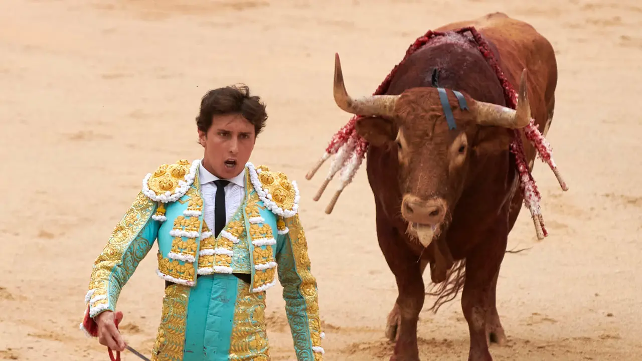 Quinta corrida de toros de la Feria de San Fermín con toros de Jandilla para Juan Ortega, Andrés Roca Rey y Pablo Aguado. IRANZU LARRASOAÑA