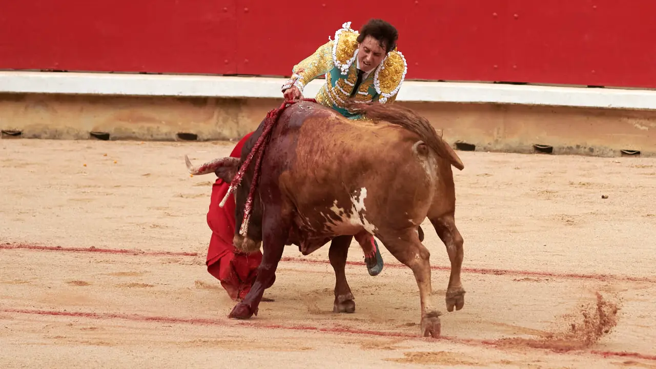 Quinta corrida de toros de la Feria de San Fermín con toros de Jandilla para Juan Ortega, Andrés Roca Rey y Pablo Aguado. IRANZU LARRASOAÑA