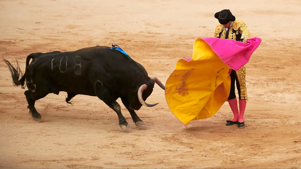 Quinta corrida de toros de la Feria de San Fermín con toros de Jandilla para Juan Ortega, Andrés Roca Rey y Pablo Aguado. IRANZU LARRASOAÑA