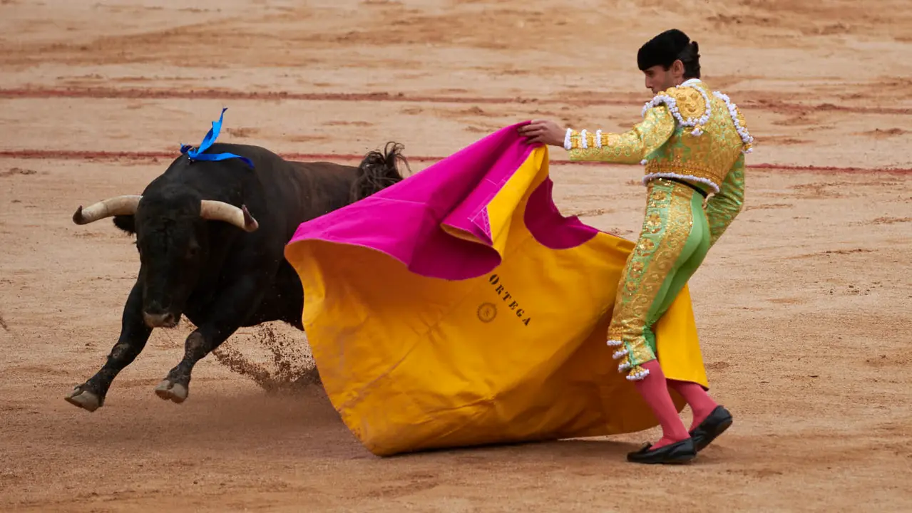 Quinta corrida de toros de la Feria de San Fermín con toros de Jandilla para Juan Ortega, Andrés Roca Rey y Pablo Aguado. IRANZU LARRASOAÑA