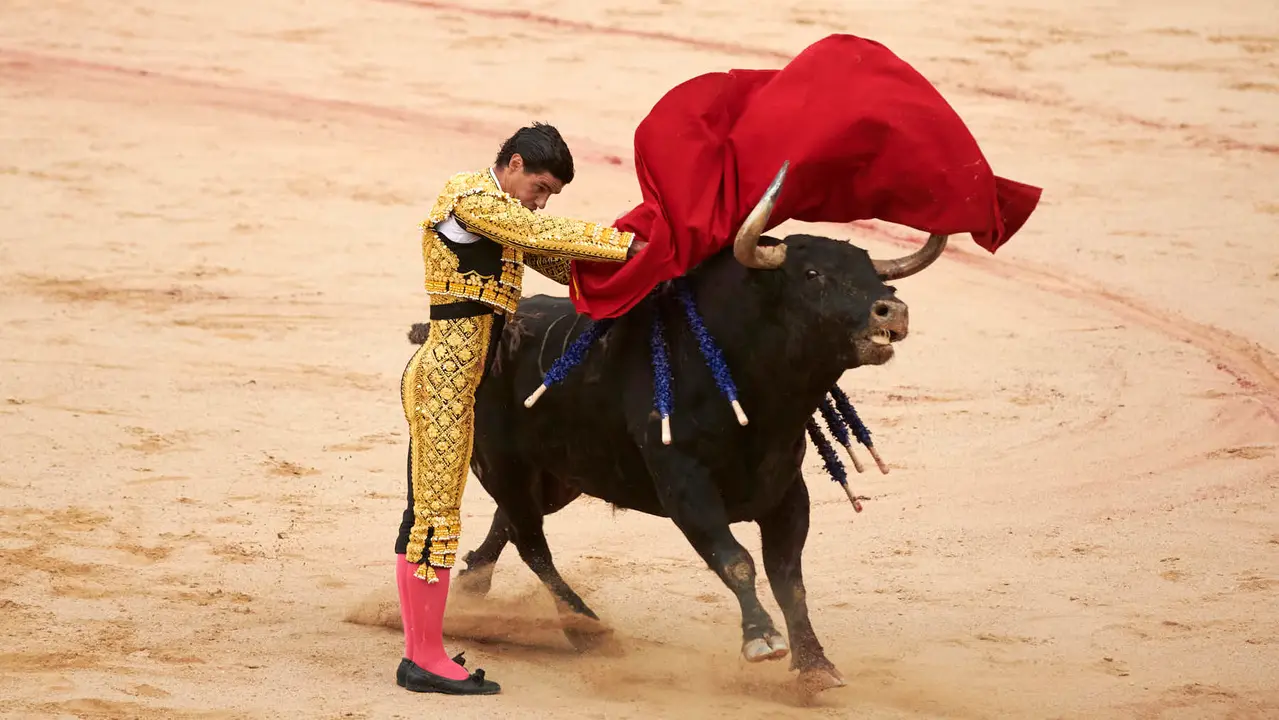 Quinta corrida de toros de la Feria de San Fermín con toros de Jandilla para Juan Ortega, Andrés Roca Rey y Pablo Aguado. IRANZU LARRASOAÑA