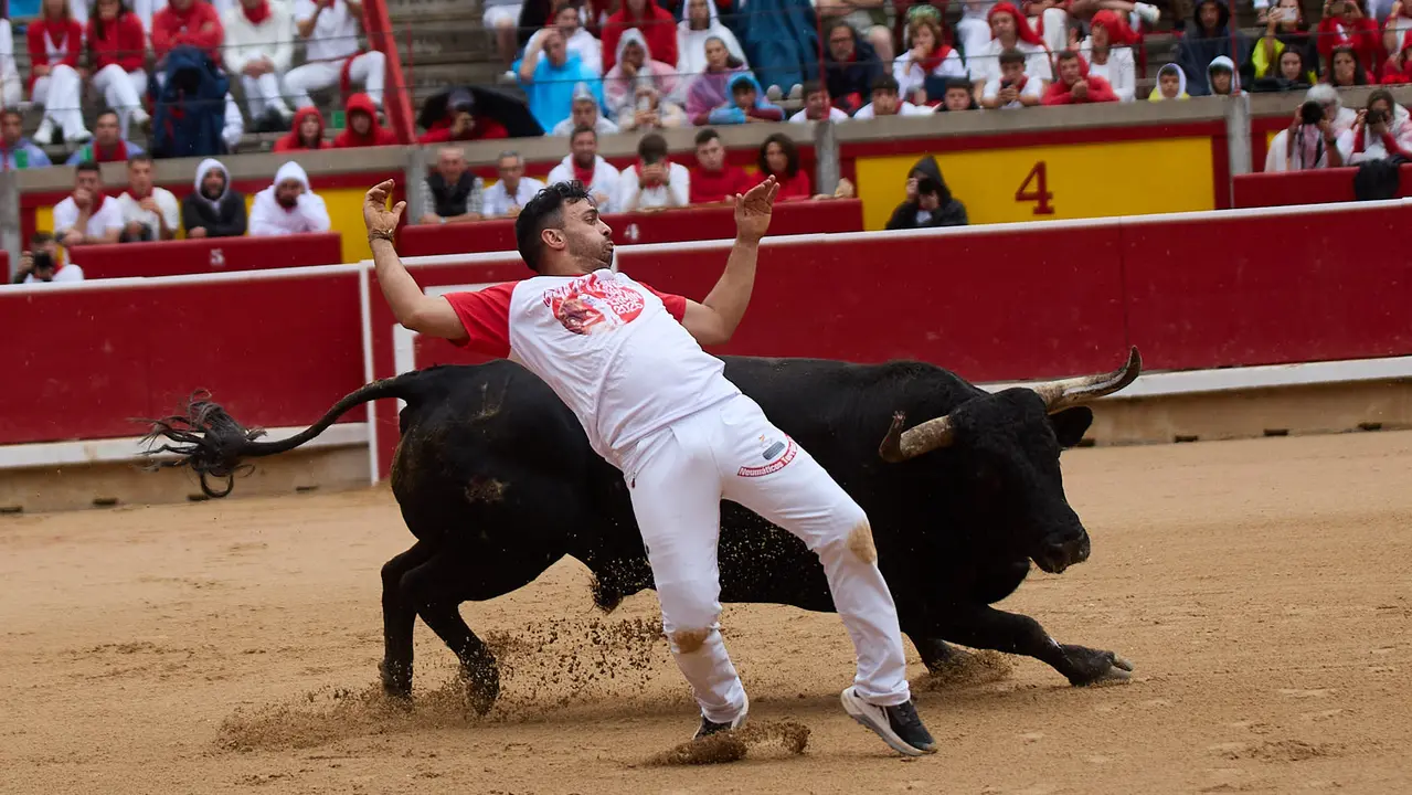 Concurso de Recortadores de San Fermín 2025 en la Plaza de Toros de Pamplona. IÑIGO ALZUGARAY
