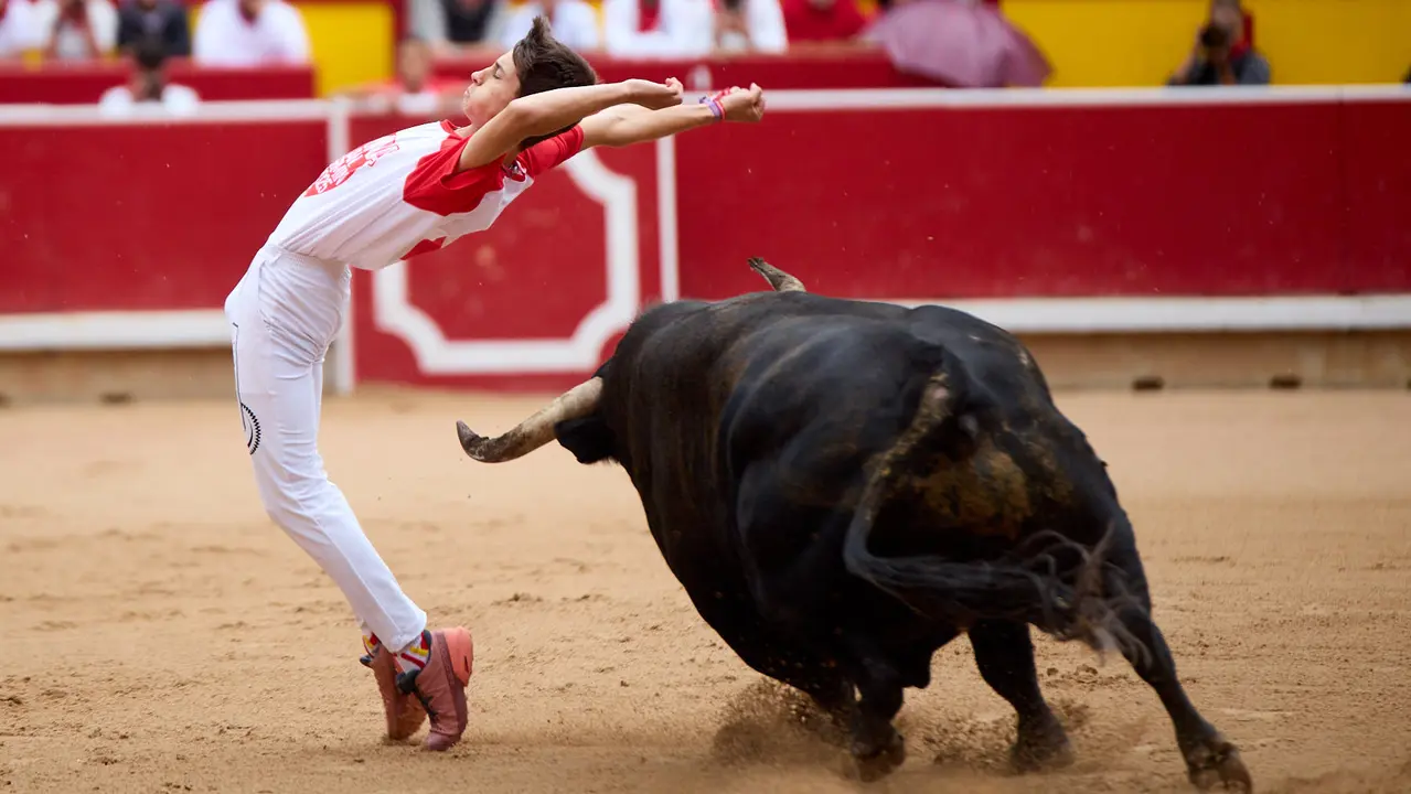 Concurso de Recortadores de San Fermín 2025 en la Plaza de Toros de Pamplona. IÑIGO ALZUGARAY
