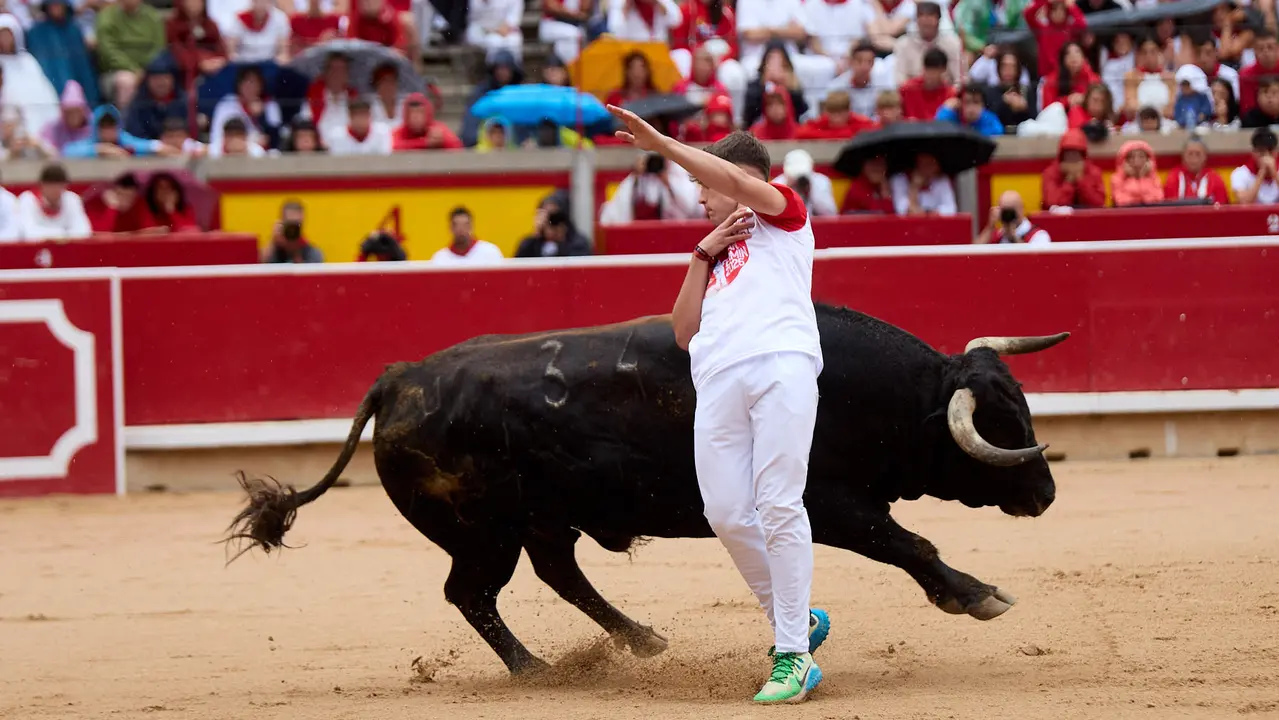 Concurso de Recortadores de San Fermín 2025 en la Plaza de Toros de Pamplona. IÑIGO ALZUGARAY
