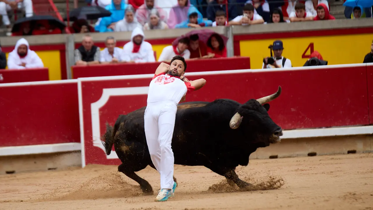 Concurso de Recortadores de San Fermín 2025 en la Plaza de Toros de Pamplona. IÑIGO ALZUGARAY