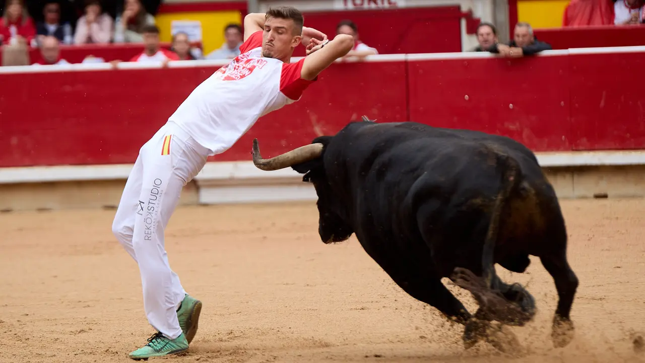 Concurso de Recortadores de San Fermín 2025 en la Plaza de Toros de Pamplona. IÑIGO ALZUGARAY