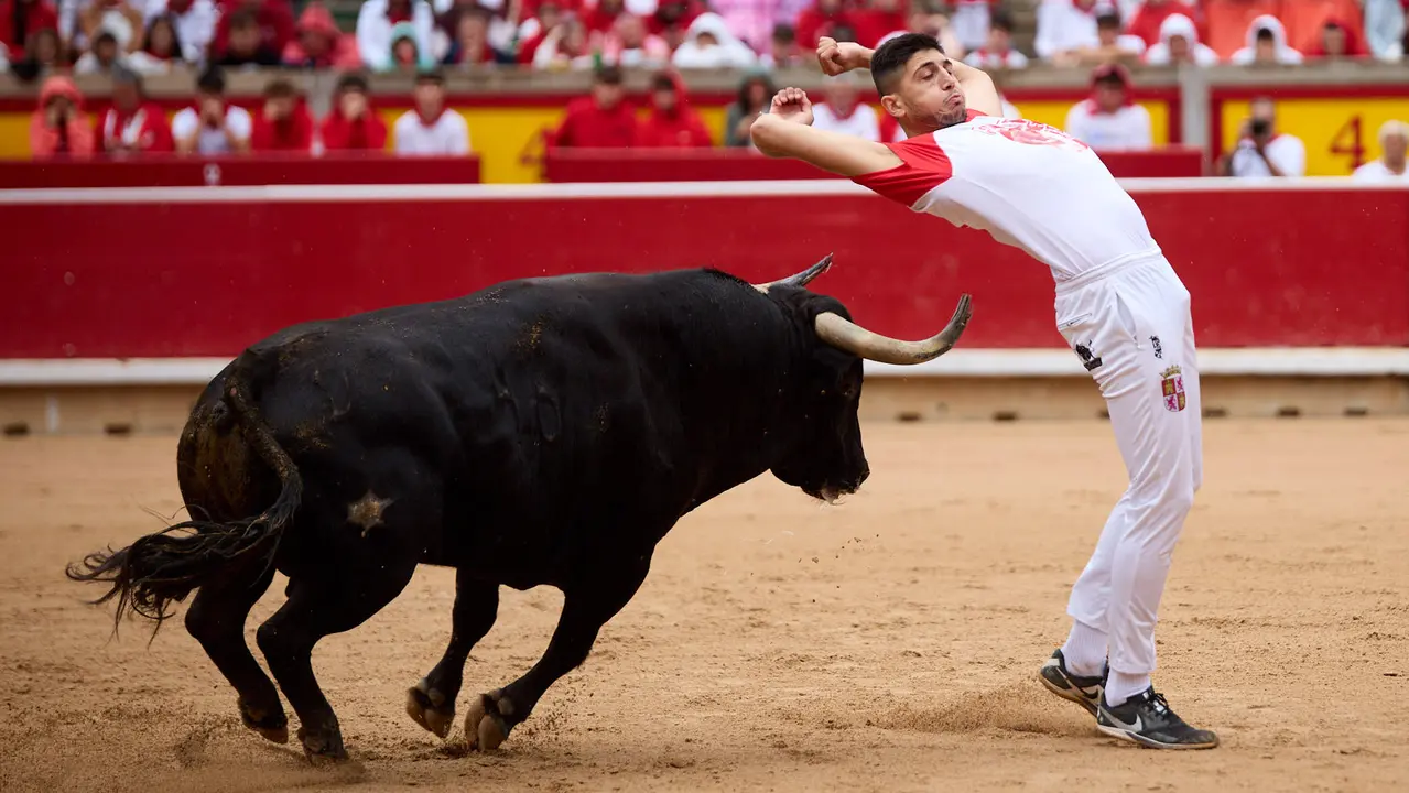 Concurso de Recortadores de San Fermín 2025 en la Plaza de Toros de Pamplona. IÑIGO ALZUGARAY