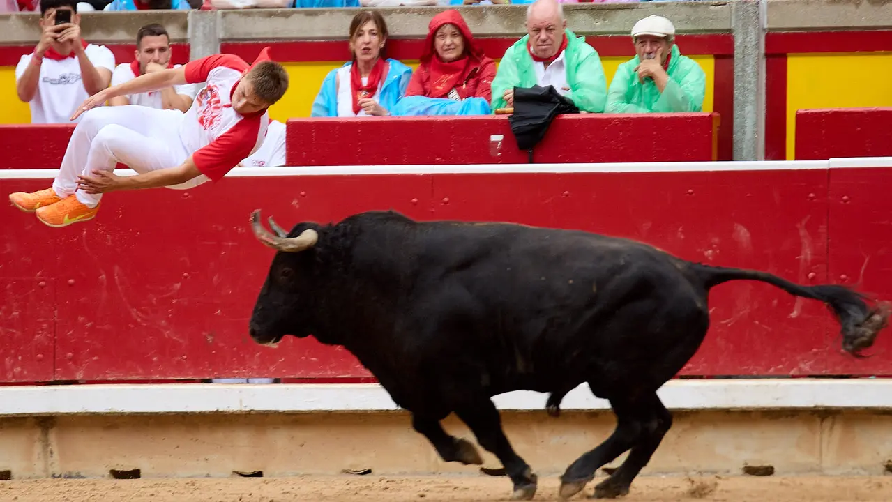 Concurso de Recortadores de San Fermín 2025 en la Plaza de Toros de Pamplona. IÑIGO ALZUGARAY