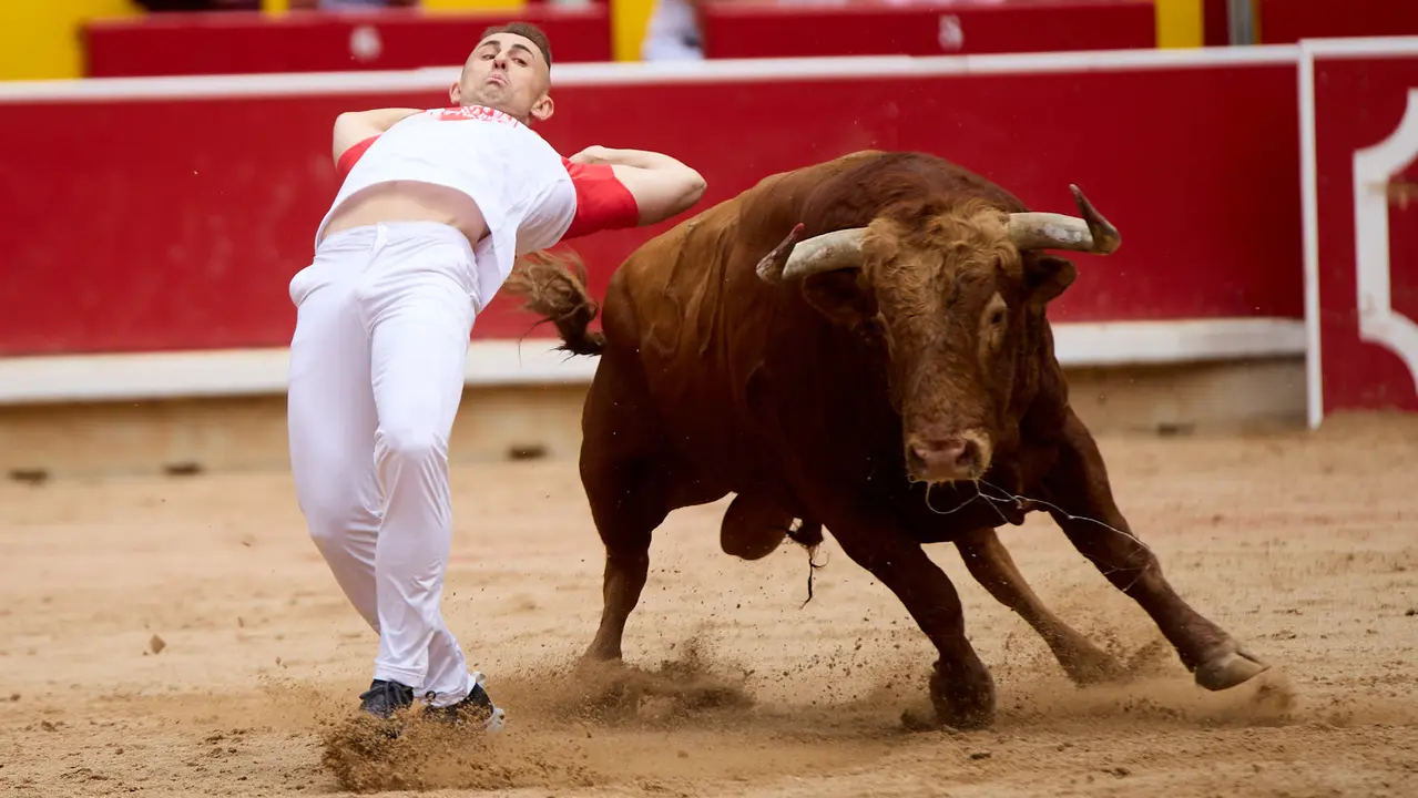 Concurso de Recortadores de San Fermín 2025 en la Plaza de Toros de Pamplona. IÑIGO ALZUGARAY