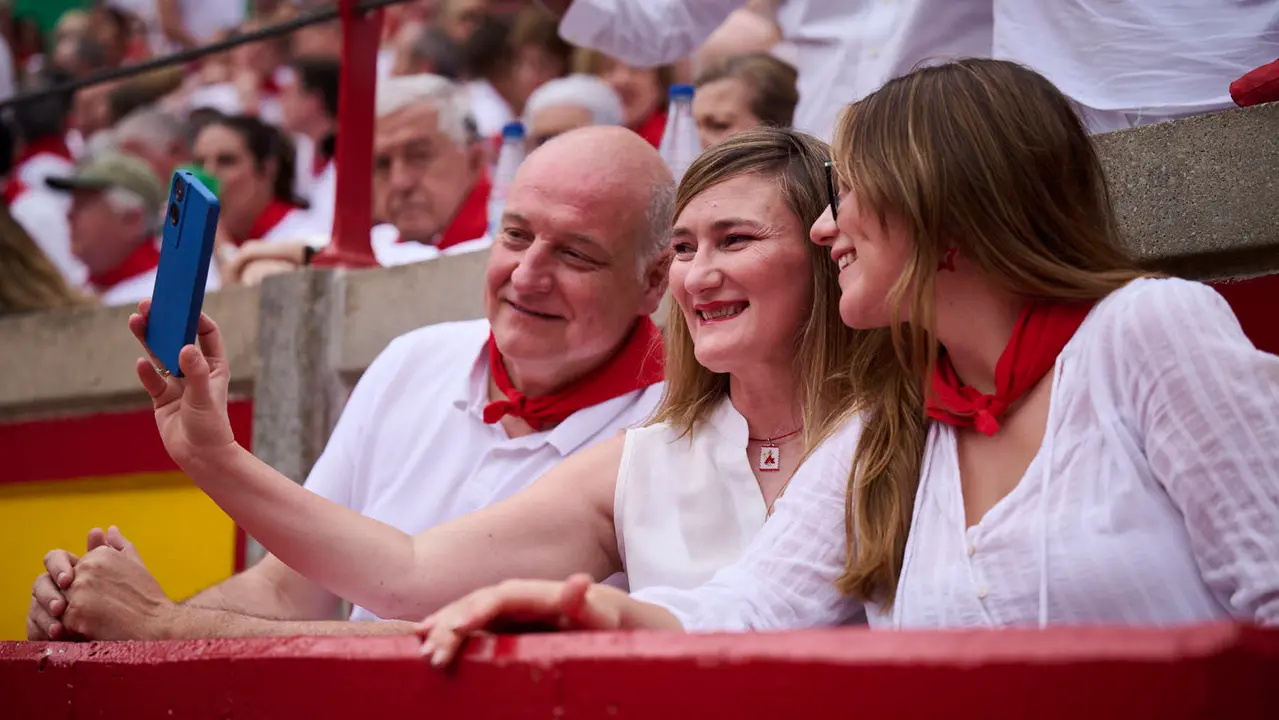 Sexta corrida de la Feria del Toro de San Fermín 2025 con toros de José Escolar para Rafaelillo, Fernando Robleño y Juan de Castilla. PABLO LASAOSA