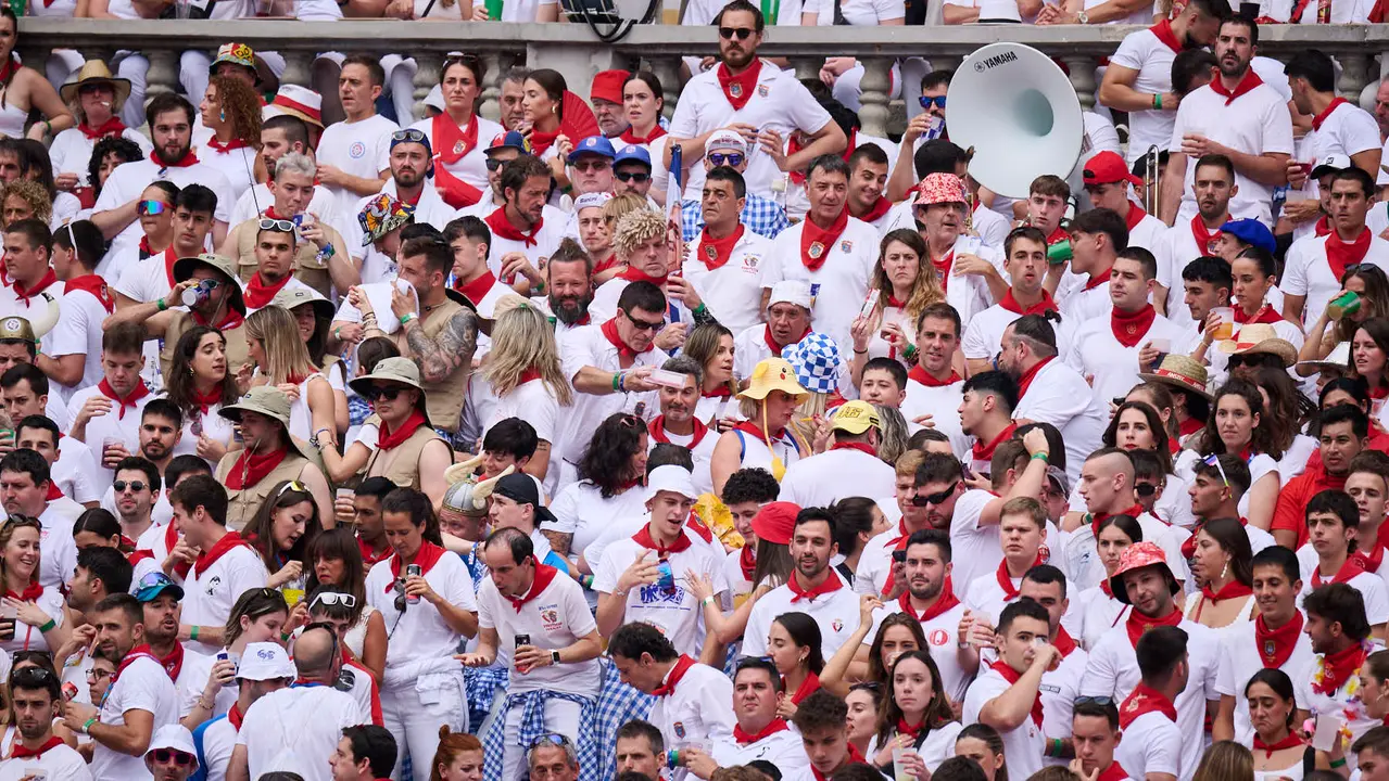 Sexta corrida de la Feria del Toro de San Fermín 2025 con toros de José Escolar para Rafaelillo, Fernando Robleño y Juan de Castilla. PABLO LASAOSA