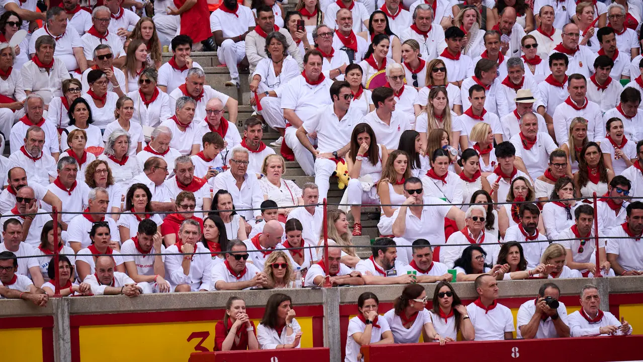 Sexta corrida de la Feria del Toro de San Fermín 2025 con toros de José Escolar para Rafaelillo, Fernando Robleño y Juan de Castilla. PABLO LASAOSA