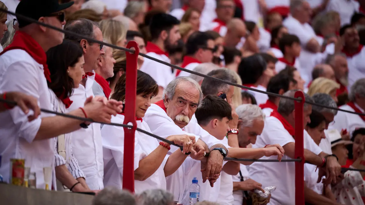 Sexta corrida de la Feria del Toro de San Fermín 2025 con toros de José Escolar para Rafaelillo, Fernando Robleño y Juan de Castilla. PABLO LASAOSA