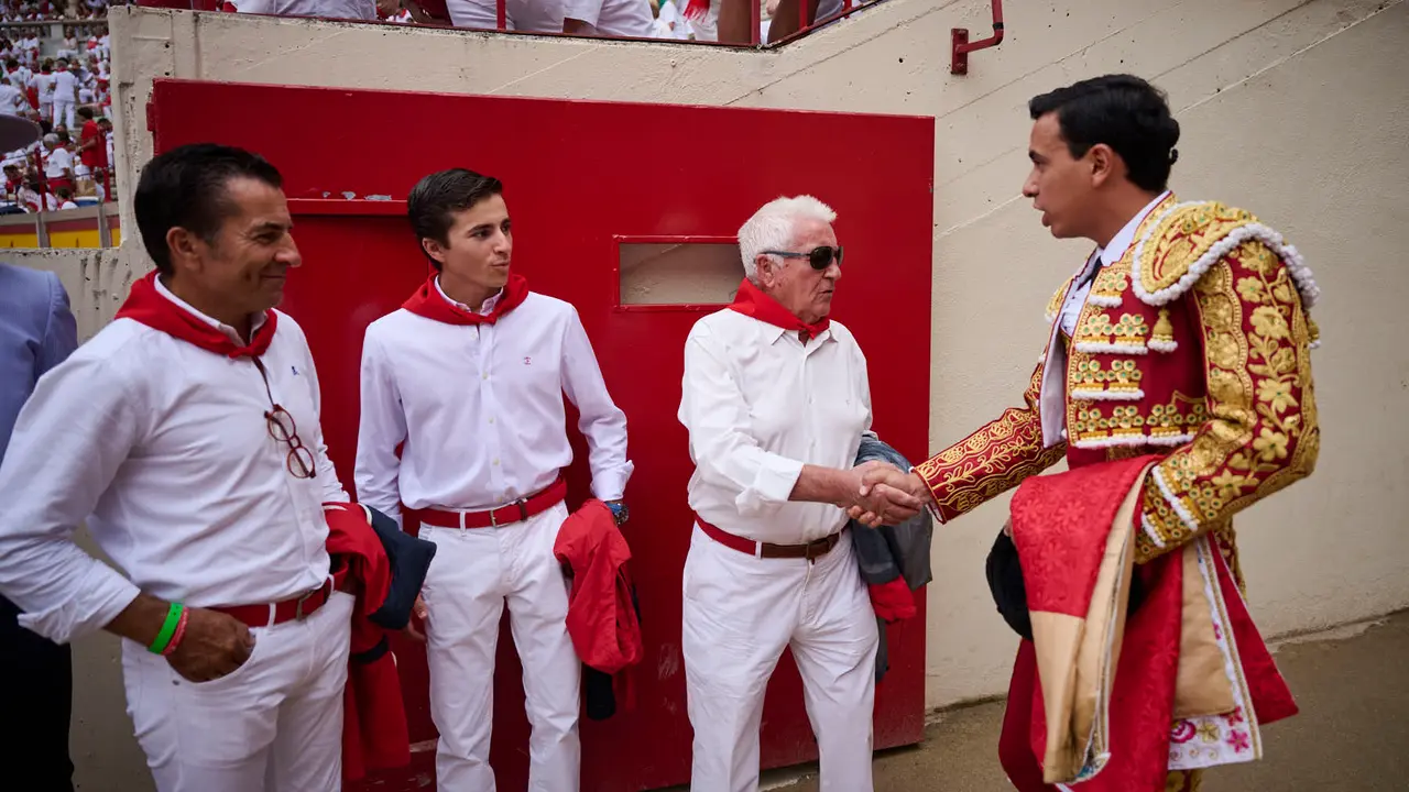 Sexta corrida de la Feria del Toro de San Fermín 2025 con toros de José Escolar para Rafaelillo, Fernando Robleño y Juan de Castilla. PABLO LASAOSA