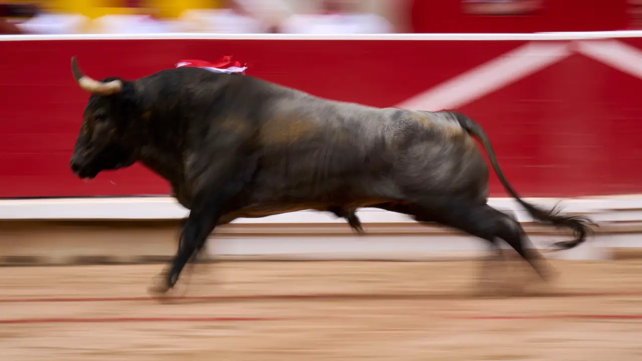 Sexta corrida de la Feria del Toro de San Fermín 2025 con toros de José Escolar para Rafaelillo, Fernando Robleño y Juan de Castilla. PABLO LASAOSA