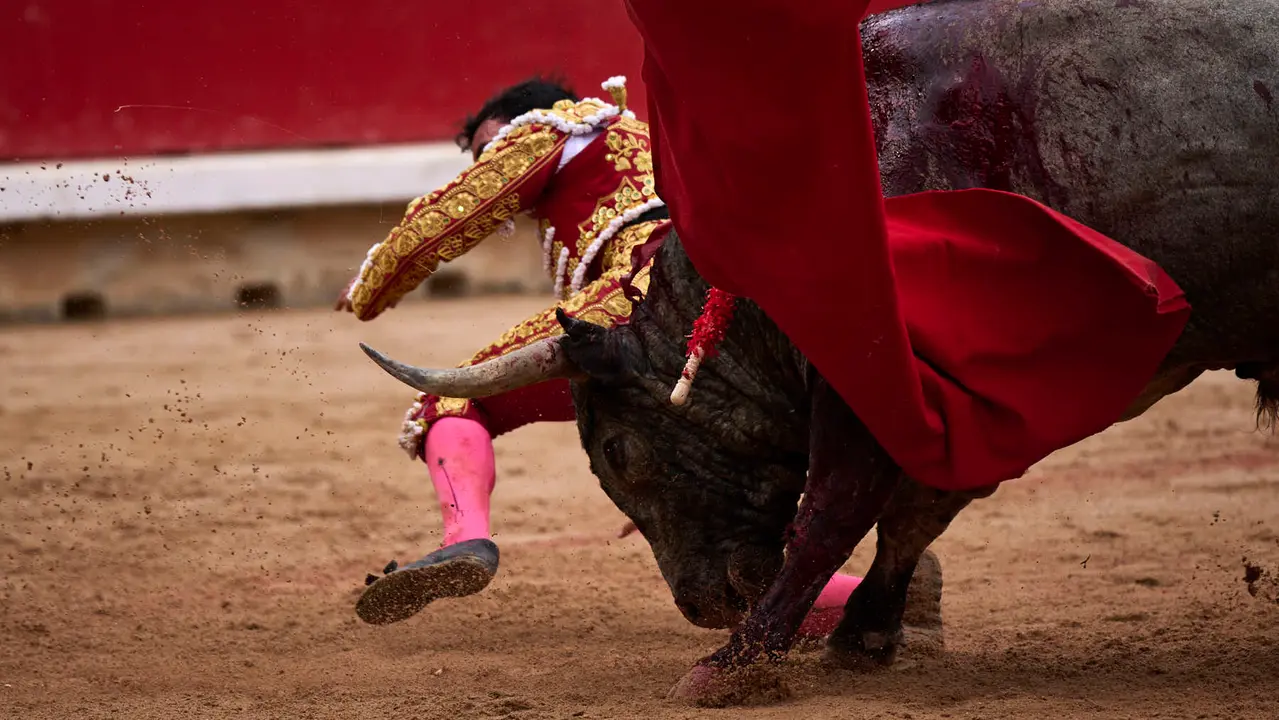 Sexta corrida de la Feria del Toro de San Fermín 2025 con toros de José Escolar para Rafaelillo, Fernando Robleño y Juan de Castilla. PABLO LASAOSA