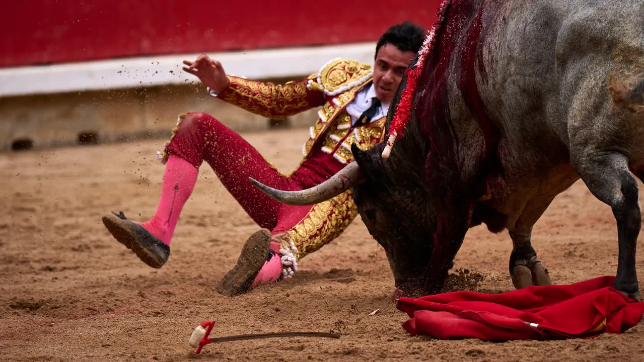 Sexta corrida de la Feria del Toro de San Fermín 2025 con toros de José Escolar para Rafaelillo, Fernando Robleño y Juan de Castilla. PABLO LASAOSA