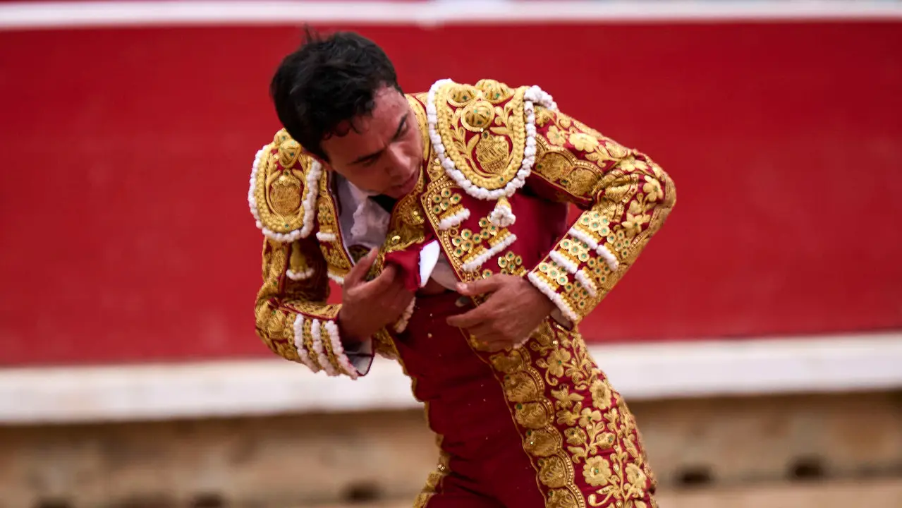 Sexta corrida de la Feria del Toro de San Fermín 2025 con toros de José Escolar para Rafaelillo, Fernando Robleño y Juan de Castilla. PABLO LASAOSA