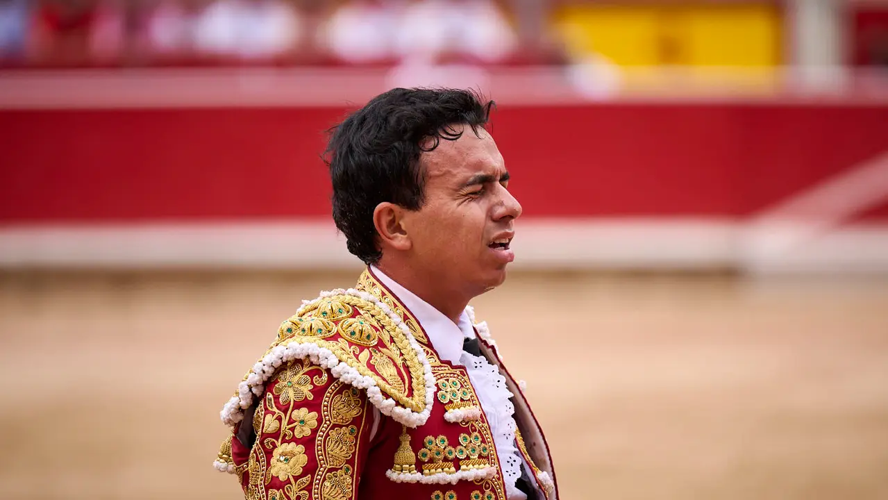 Sexta corrida de la Feria del Toro de San Fermín 2025 con toros de José Escolar para Rafaelillo, Fernando Robleño y Juan de Castilla. PABLO LASAOSA